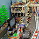 Illustration for article titled This Lego diorama puts the official theme to shame